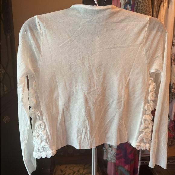 Chic White Floral Women's Blouse - Picture 4 of 8